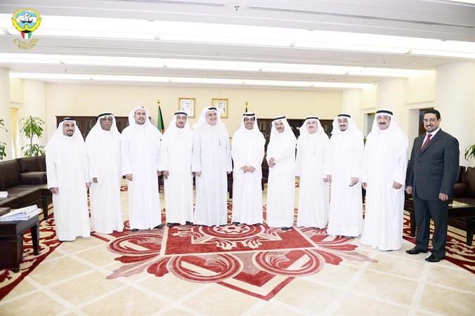 مبارك الخرينج متوسطا وفد المستثمرين﻿