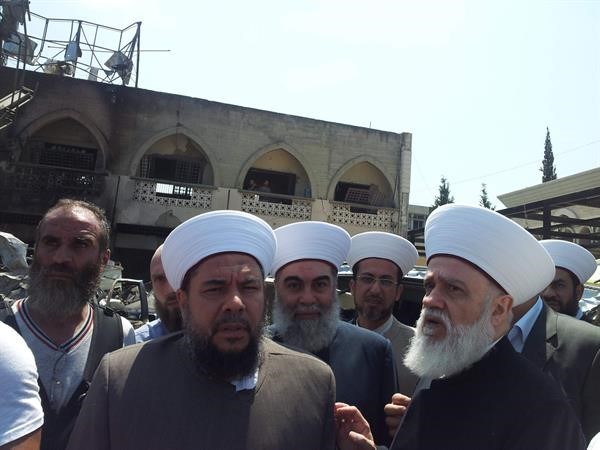 المفتي قباني متفقدا مسجد التقوى في طرابلس بحضور الشيخ سالم الرافعي محمود الطويل 