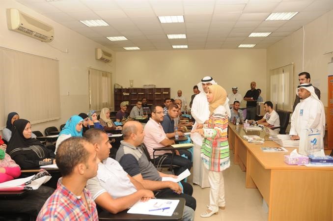 مريم الوتيد تتواصل مع المعلمين الجدد انور الكندري