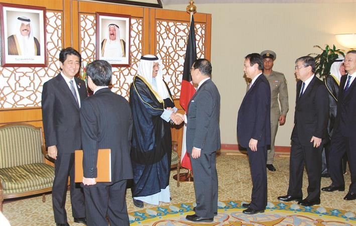 جانب من مادبة العشاء على شرف رئيس وزراء اليابان﻿