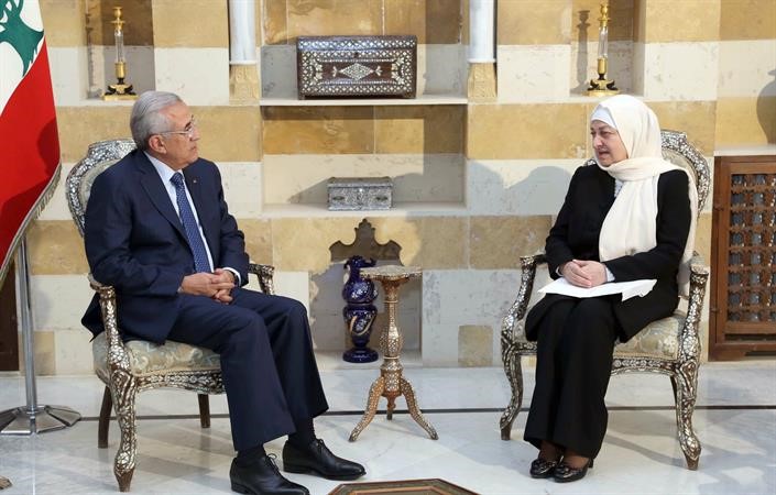 الرئيس ميشال سليمان مستقبلا النائبة بهية الحريري في بيت الدين 	محمود الطويل