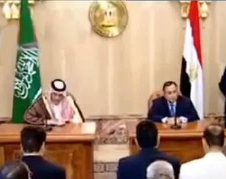 بالفيديو..وزير الخارجية المصري يقدم الأمير سعود الفيصل على أنه وزير خارجية المملكة المتحدة