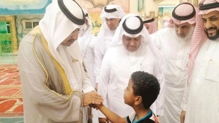 الطفل مع وزير التعليم السعودي