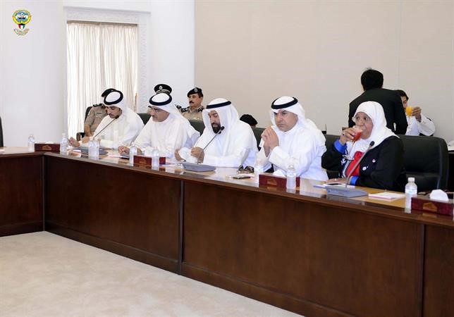 النواب د معصومة المبارك وعبدالله التميمي ود علي العمير وخليل عبد الله واسامة الطاحوس
