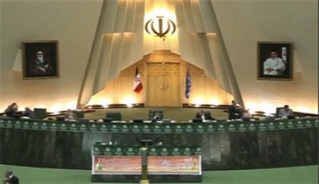 مجلس الشورى الإيراني يعلن استعداده للحرب إلى جانب النظام السوري