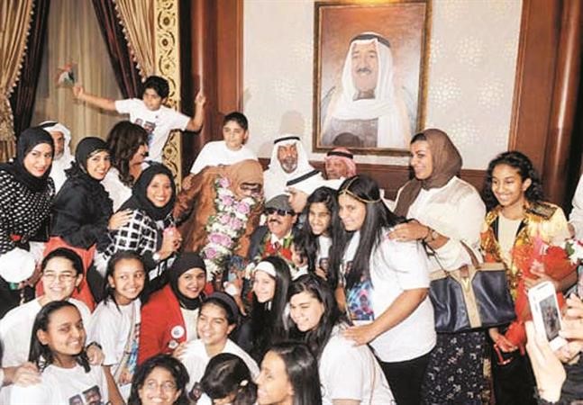 شادي الخليج بعد عودته من رحلة علاجه الاولى﻿