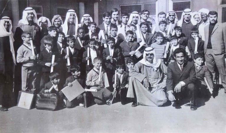 طلبة مدرسة الصباح 19721974