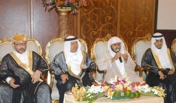 بالصور.. محمد عبده يحتفل بزفاف ابنته على العمودي