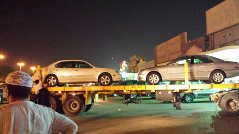 السيارات المخالفة الى كراچ الحجز﻿