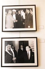 اميل البستاني في صورتين مع الشيخعبد الله جابر الصباح والشيخ عبدالله مبارك الصباح﻿