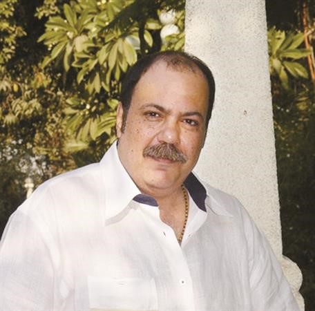 طلعت زكريا