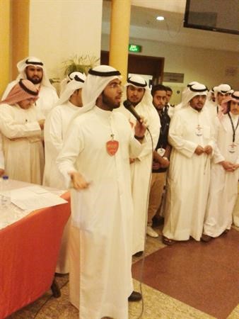 فلاح العجمي متحدثا