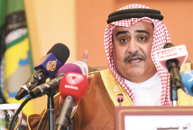 وزير الخارجية البحريني الشيخ خالد بن احمد خلال مؤتمر صحافي على هامش اجتماعات مجلس التعاون افپ