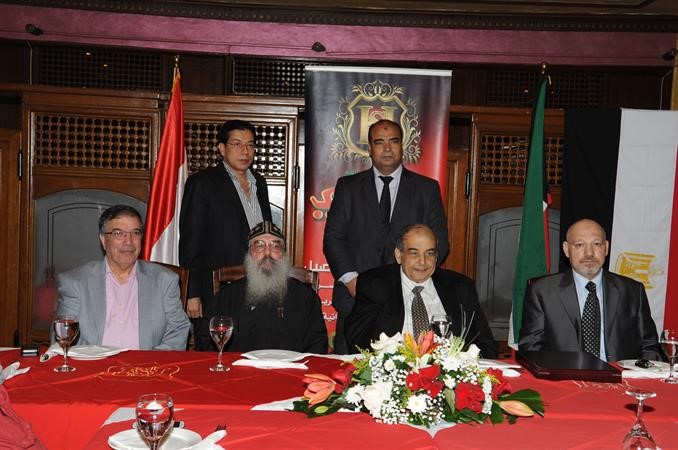الاعلامي خالد فوزي والطبيب احمد سامح وعريف الحفل فريد موسى والانبا بيجول