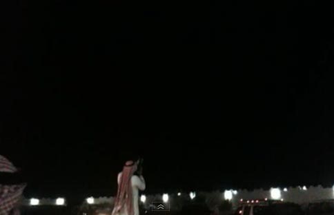 بالفيديو.. شاب سعودي يرسم قلب حب بواسطة كلاشنكوف باحتراف