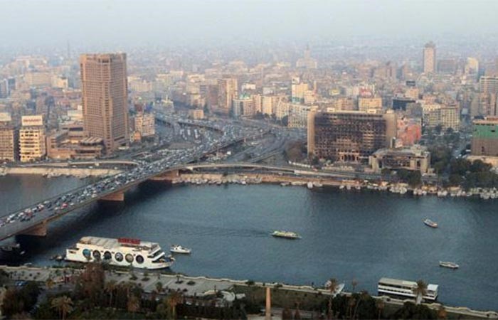 أسوأ من الهند.. 12 عاطلا يغتصبون مصرية