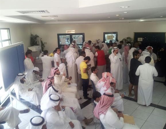 زحام شديد في صالة القبول﻿