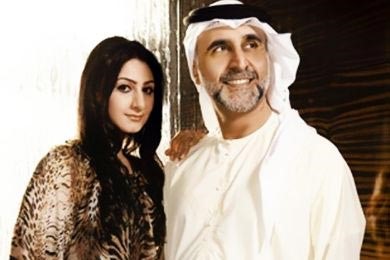 صورة: " فانز " هيفاء حسين يشيد بزوجها بعد نشر صورته وهو يقص أظافر والدته