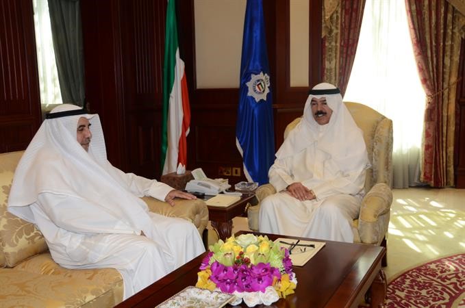وزير الداخلية الشيخ محمد الخالد مستقبلا خالد العودة