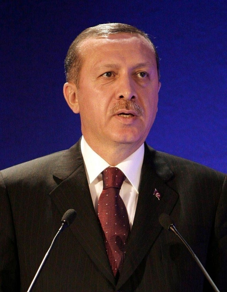 أردوغان: لا ينبغي على أحد محاولة اختبار رباطة جأش تركيا
