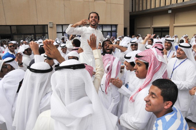 احتفالات المستقلة في الهندسة والبترول	محمد خلوصيسعود سالم﻿