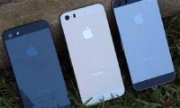 بالفيديو.. إختبار لقوة هاتفي iPhone 5S و5C