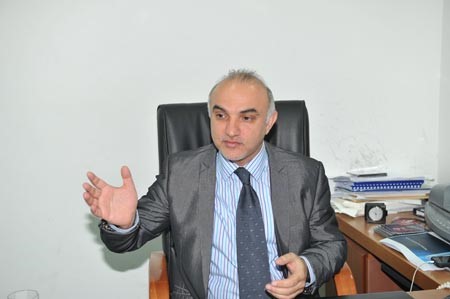 عبد الكريم تقي متحدثا لـ الانباء	 متين غوزال﻿