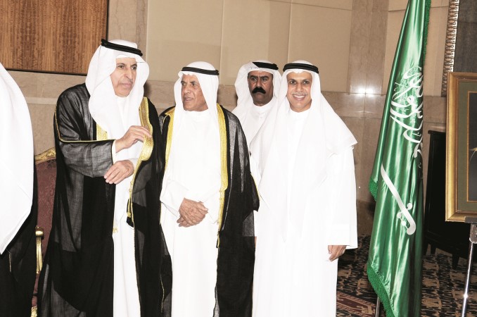 ناصر الساير مهنئا

