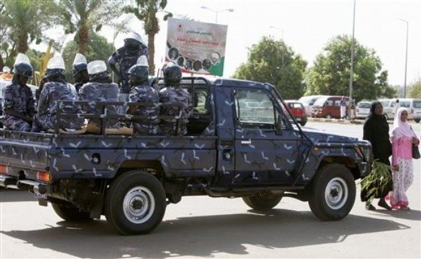 السودان: الأمن يفرِّق محتجين على زيادة الأسعار