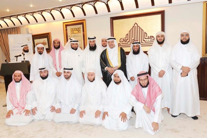 دعادل الفلاح ودوليد العلي ومداود العسعوسي مع الفائزين﻿