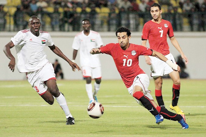 الخطيب يرشح محمد صلاح  للقب أفضل لاعب  في أفريقيا