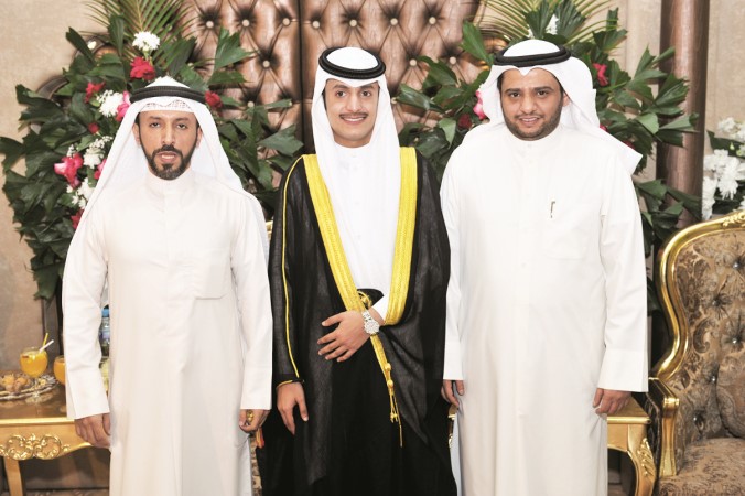 دخالد الشخير مباركا لفارس وخالد بجاد﻿