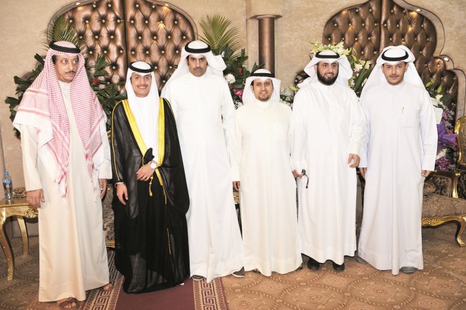 شافي خالد وفهيد الهيلم ومخالد الطاحوس وبدر نايف يباركون﻿