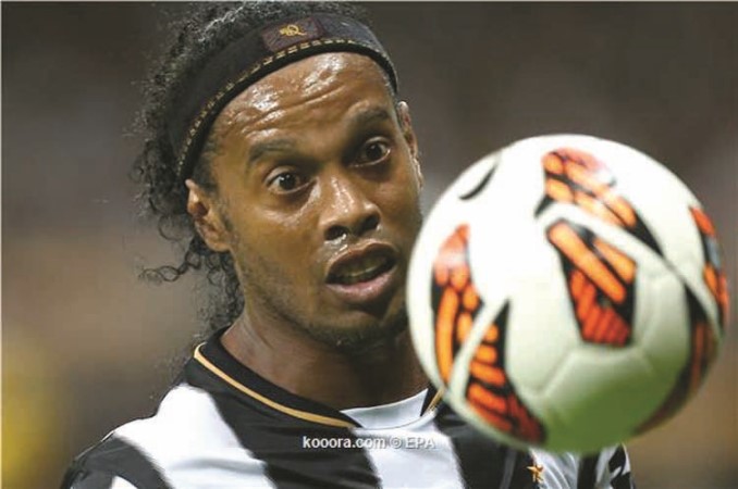 رونالدينيو يغيب عن الملاعب للاصابة