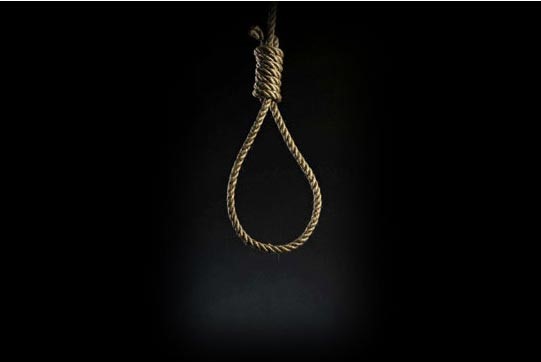 نيبالية حاولت التخلص من عار الصديق بمحاولتين للانتحار شنقاً وضرباً بآلة حادة