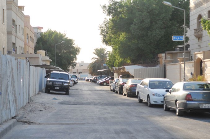 التاجير تسبب في زيادة الازدحام بمنطقة الاندلس وبروز مشكلة المواقف﻿