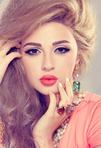 بالصور.. شاهد ميريام فارس على مدى 10 سنوات .. هل تغيرت ؟