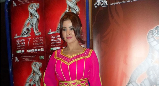 بالصور.. الفنانة السعودية مروة تتألق أثناء الاحتفال بفيلمها " صدى " .. وتحتفل بعيد ميلادها في وهران