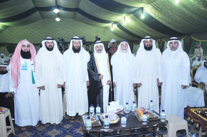 سلطان بن حثلين ومحمد هايف ومانع العجمي وعدد من الحضور﻿