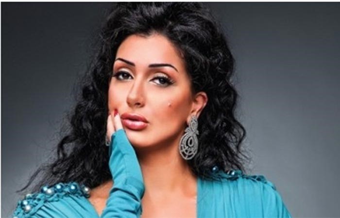 غادة عبدالرازق تهدد جمهورها.. «كان نفسي الناس متشوفش وشي التاني»