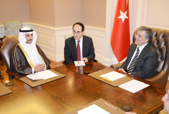 الرئيس التركي عبدالله غول خلال المباحثات مع رئيس مجلس الامة مرزوق الغانم﻿