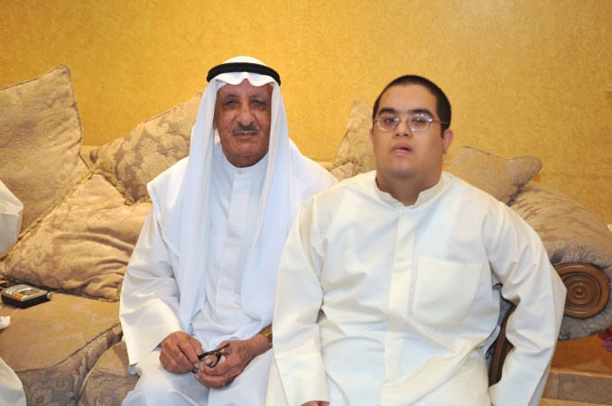 عبد الرحمن القطان مع نجله