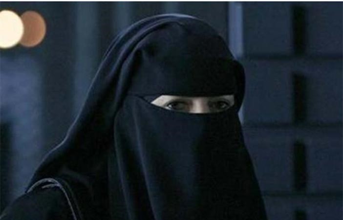 تغريم بريطانية لضربها مسلمة ترتدي «البرقع»