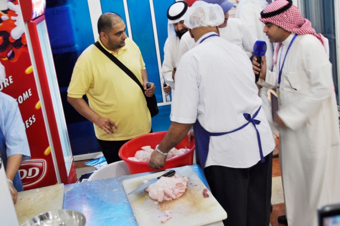 التاكد من الاشتراطات الصحية ﻿