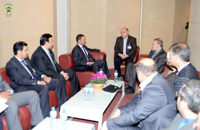 جانب من المباحثات بين الوفدين الكويتي والايراني