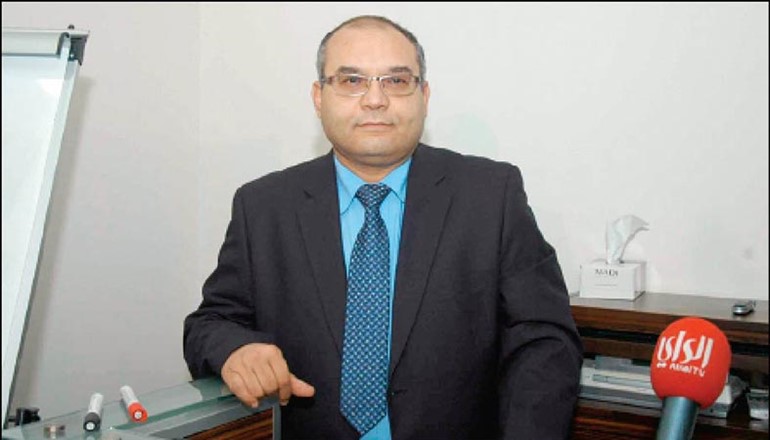  د ياسر العدلي متحدثا خلال المؤتمر الصحافي﻿