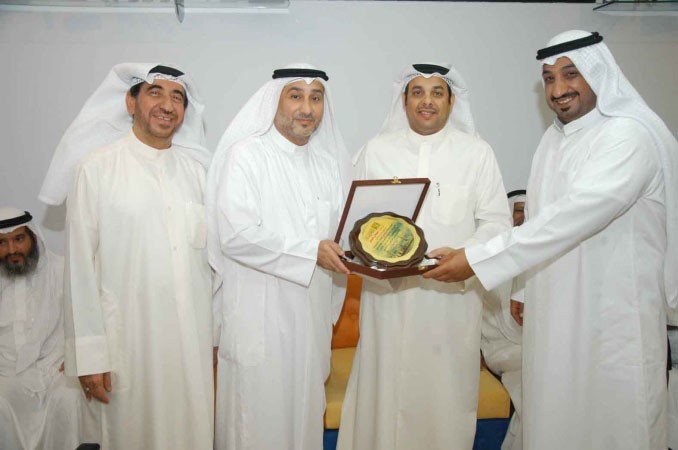  تكريم الزميل عادل الشنان ﻿