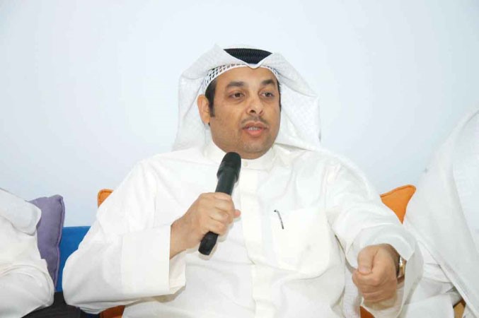 النائب يعقوب الصانع متحدثا للحضور ﻿