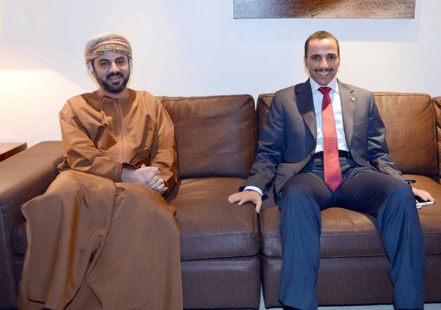 رئيس مجلس الامة مرزوق الغانم خلال لقائه رئيس مجلس الشورى العماني الشيخ خالد بن هلال المعولي﻿