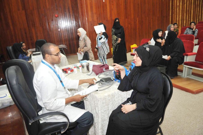 ومتبرعة اخرى﻿